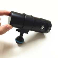 Weitwinkel-Unterwasser-Taschenlampe 32650 Video-Tauchleuchte mit Kugelkopf-Standfuß